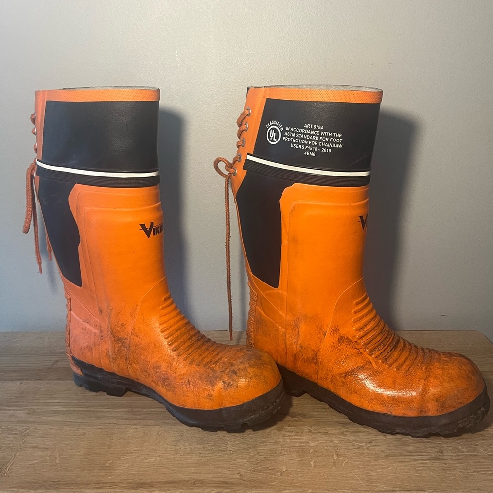 Viking Class 2 Ultra Flexible Chainsaw Boots - Protective Grade 1 Steel Toe.